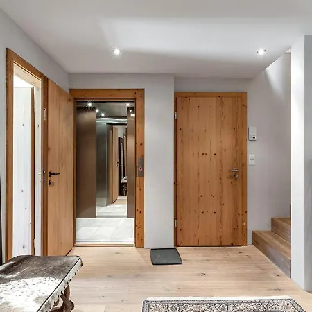 4br Stunning Penthouse - Ski In&ski Out - What'app - 0034-635-518-216 - For Reservations! * زيرمات